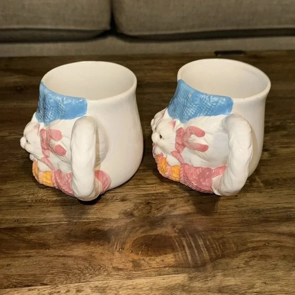 2 Vintage 3D Cats/Kittens Coffee/Tea Mugs/Cups Set of 2 Collectible PMC - Picture 7 of 16